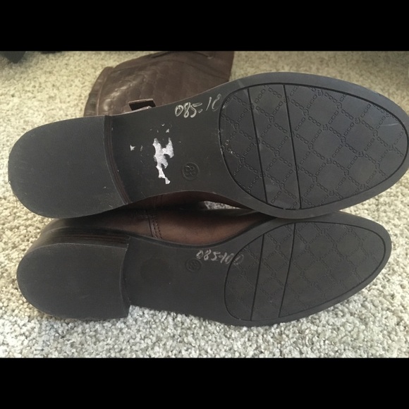 Brown boots - Picture 3 of 4